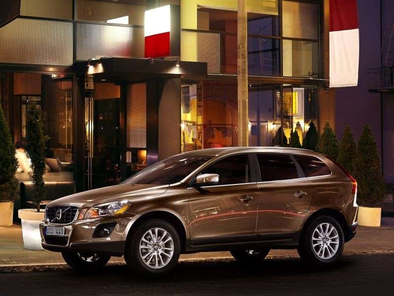 Volvo XC60 1st Generation Crossover 2.4 D4 Geartronic Turbo AWD Summum (2013) Special Series (2008–2013)