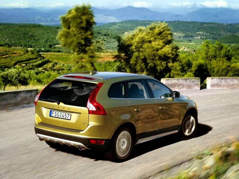 Volvo XC60 1st Generation Crossover 2.0 D3 Geartronic Summum (2013) Special Series (2008–2013)
