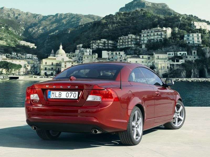 Volvo C70 2nd generation [restyled] 2.5 T5 Geartronic DSG Kinetic convertible (2009–2013)