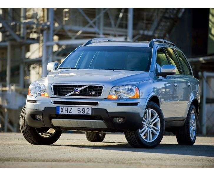 Volvo XC90 1. generacja [zmiana stylizacji] crossover 2.4 D5 Turbo Geartronic AWD (7 miejsc) Podstawa (2012) (2006 2012)