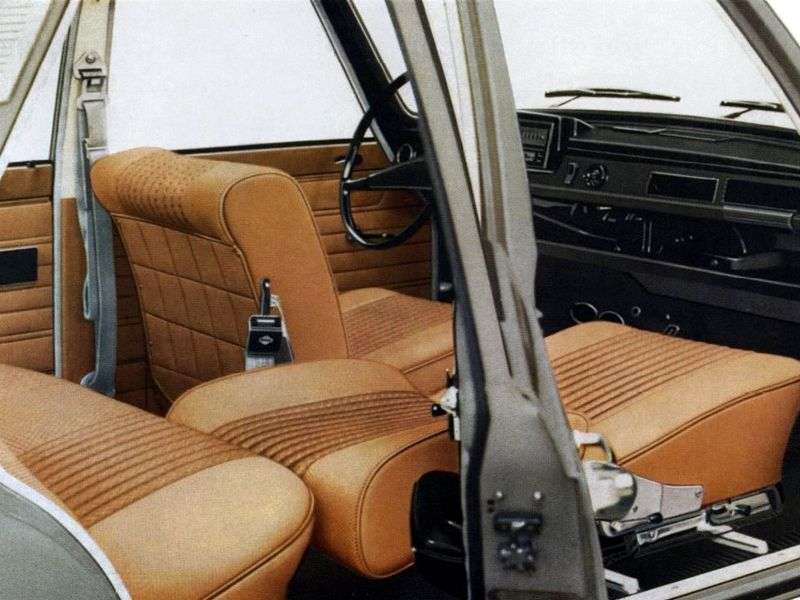 Wartburg 353 1st generation 1.0 MT sedan (1975–1984)